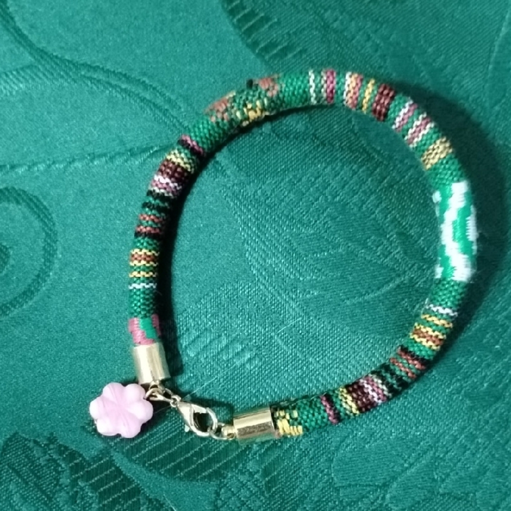 🩷HAND CRAFTED COLORFUL BRACELET🩷